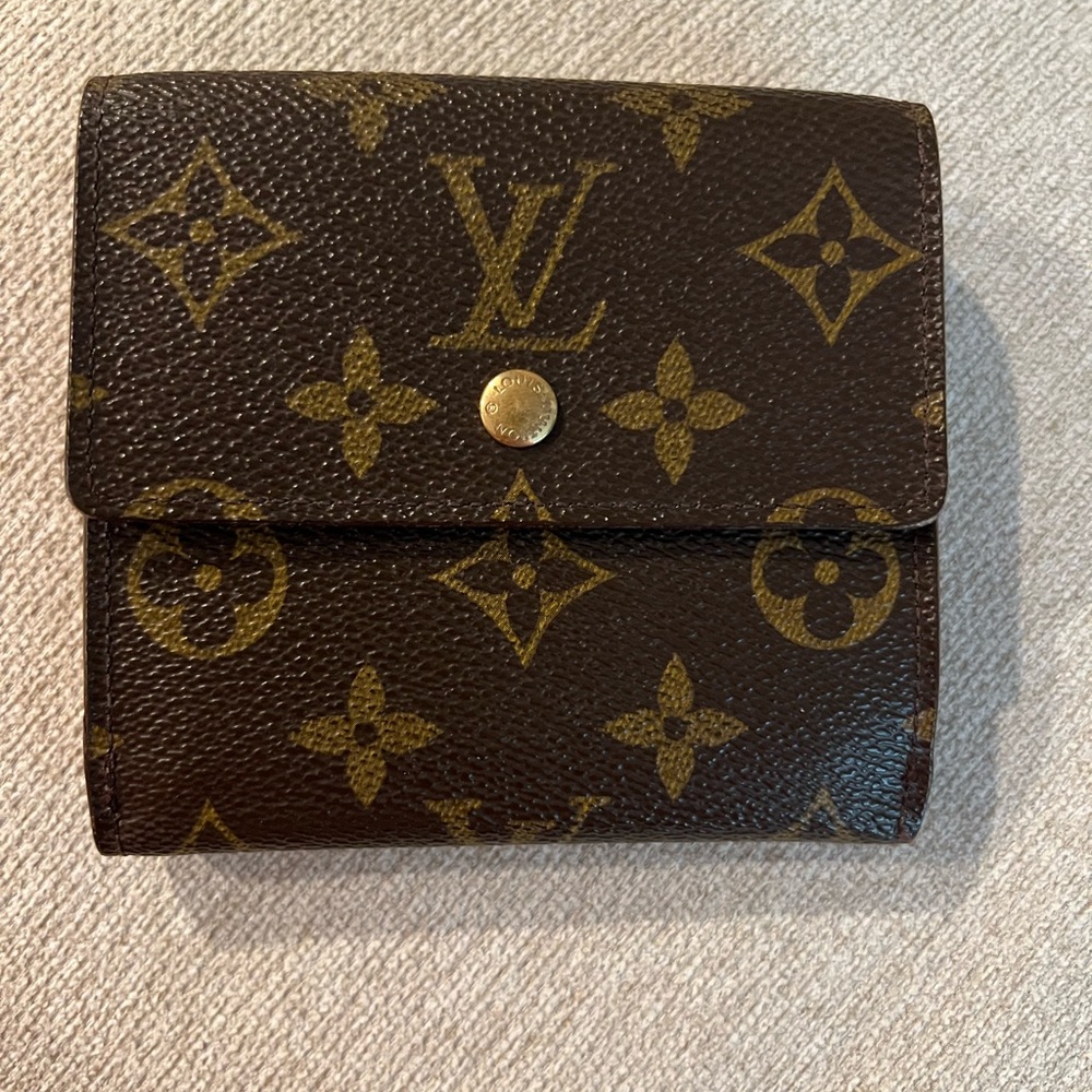 Authentic Louis Vuitton Monogram Wallet